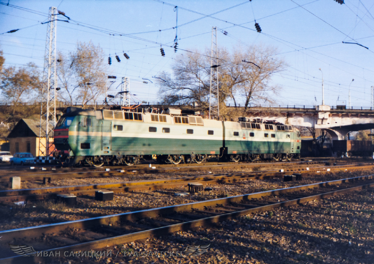 ЧС8-042