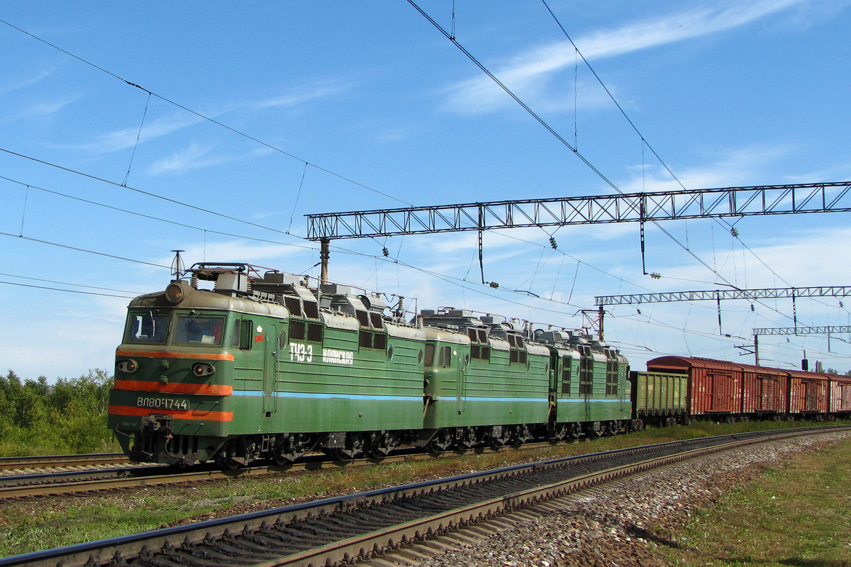 ВЛ80Р-1744