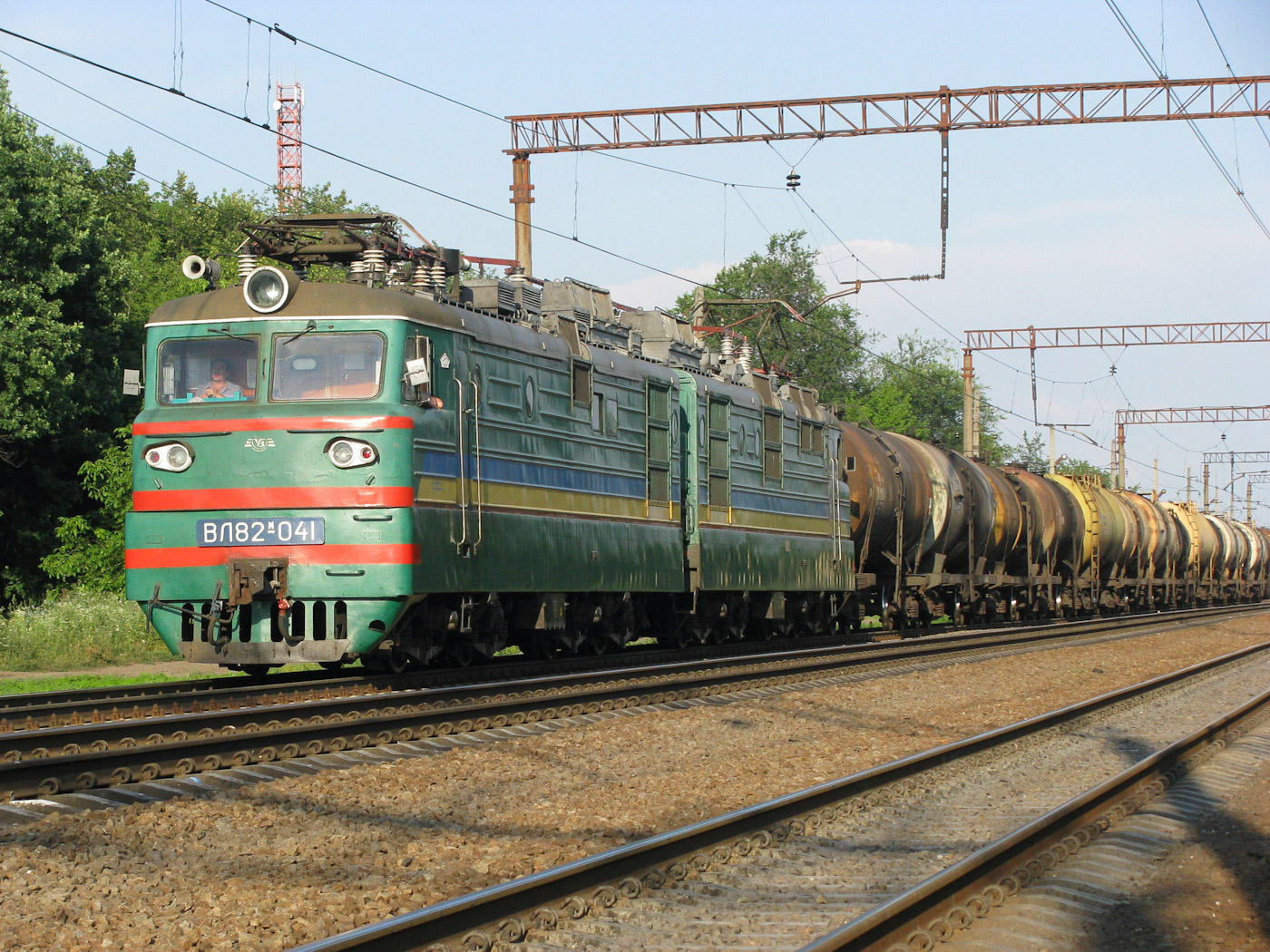 ВЛ82М-041