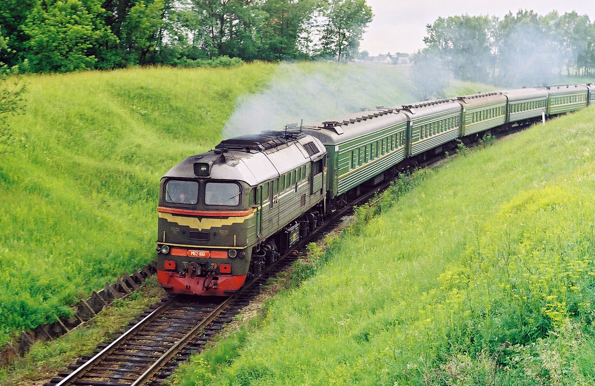Пассажирский состав локомотивы вагоны