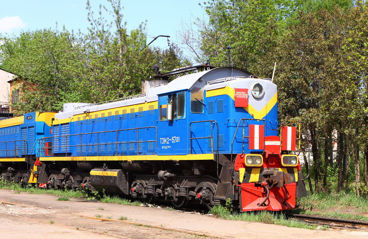 ТЭМ2-6701