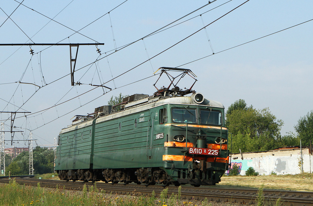 ВЛ10У-225