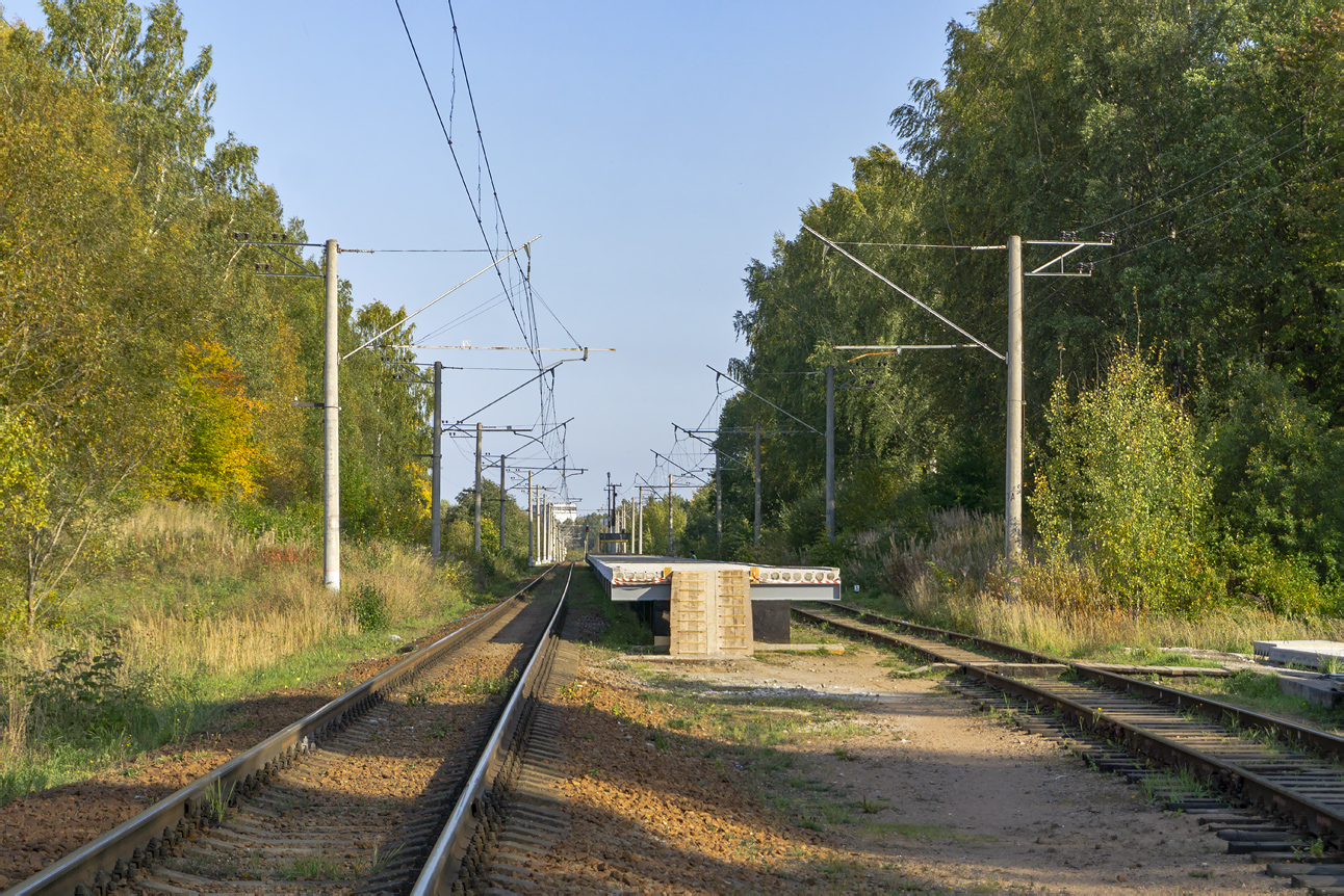 Oktobarska željeznica — Stations & ways