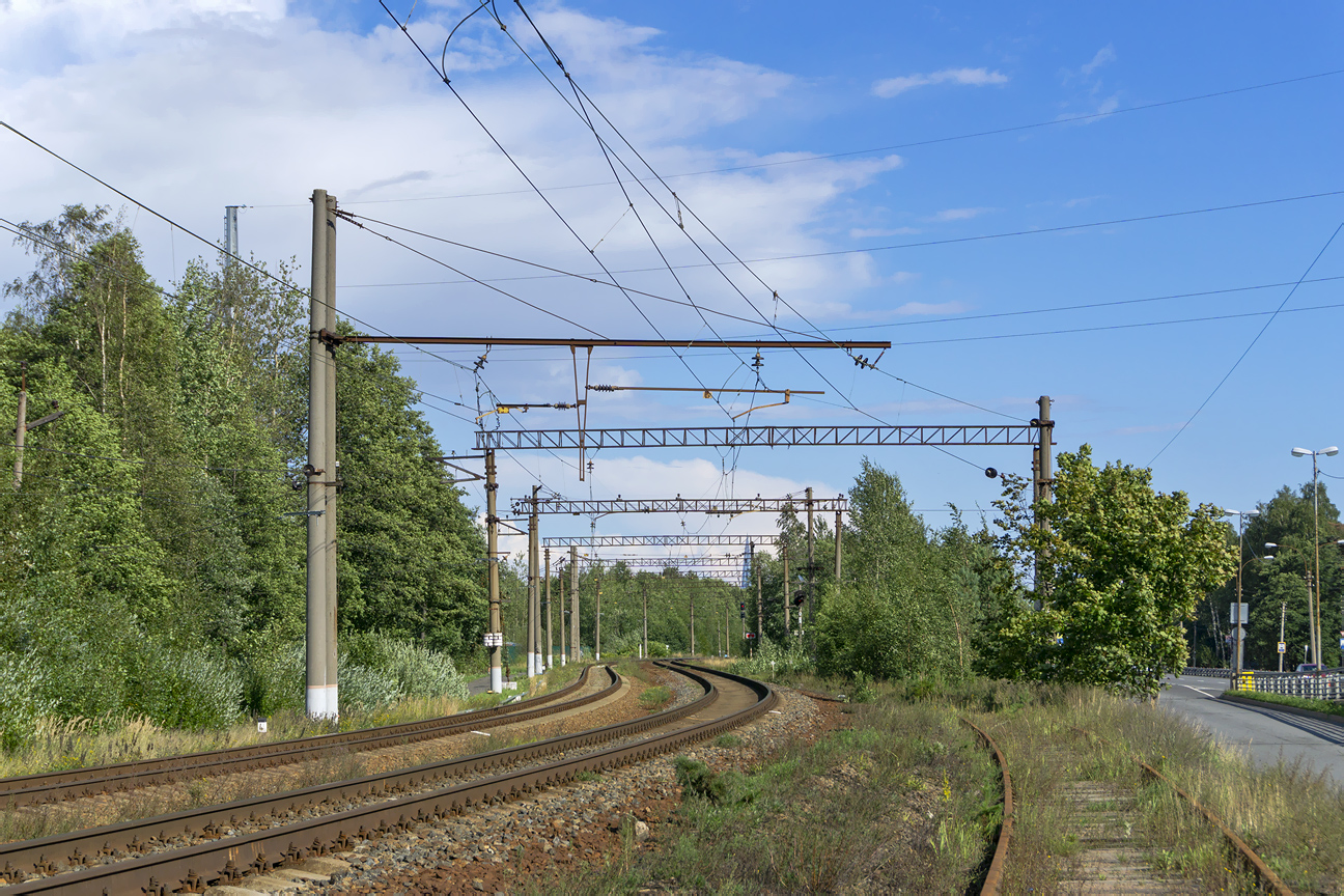 Oktobarska željeznica — Stations & ways