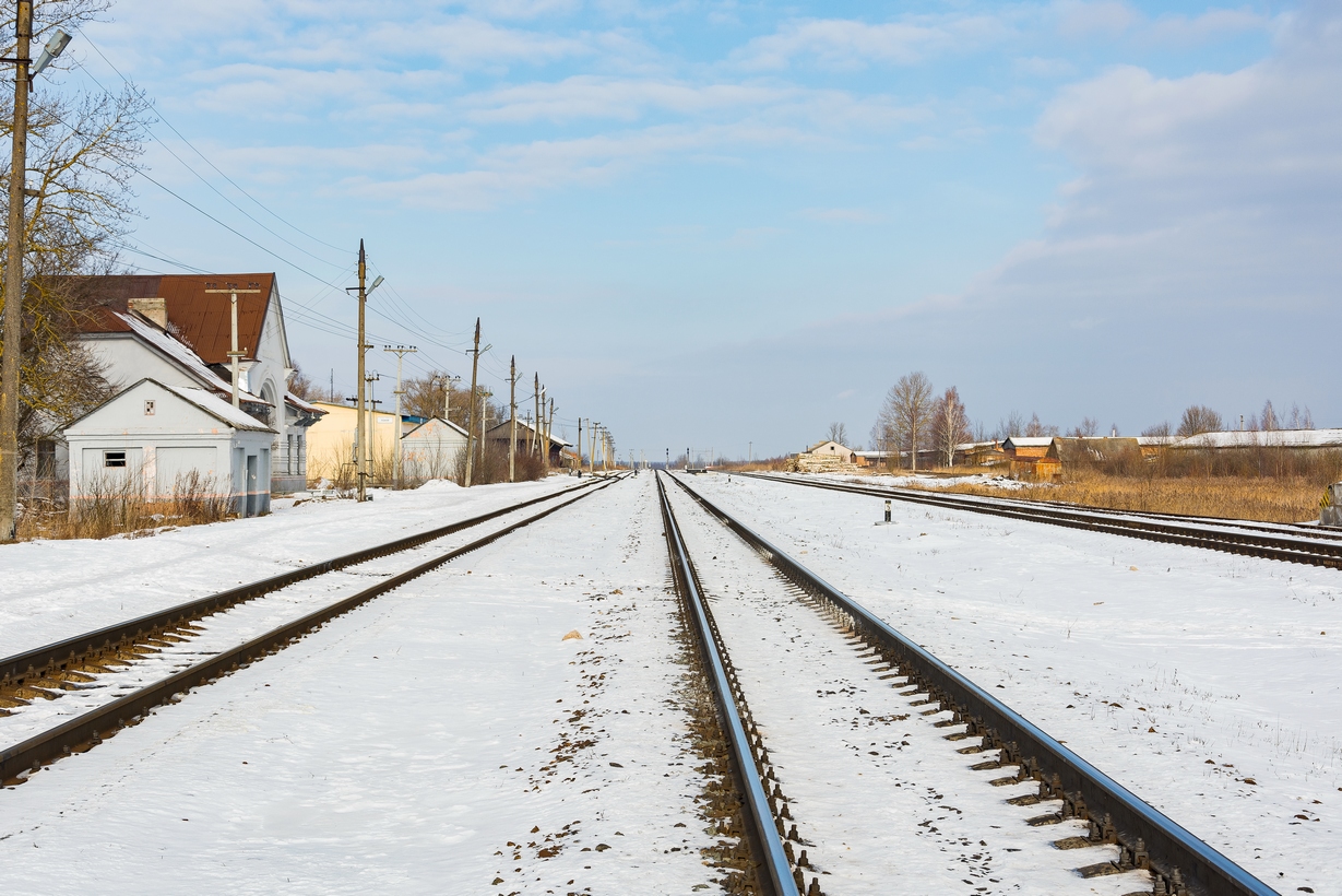 Oktobarska željeznica — Stations & ways