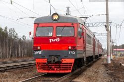 ЭР9Т-745 (October Railway)