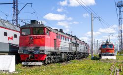 3ТЭ10У-0059 (Gorky Railway); 2М62-0665 (Gorky Railway)