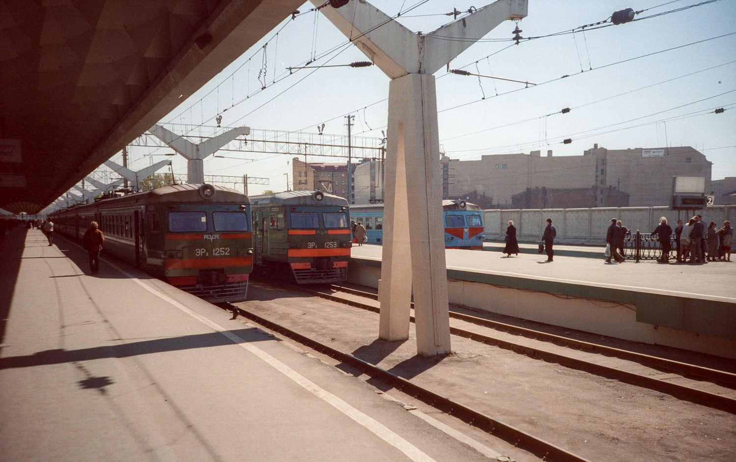 ЭР2-1252; October Railway — Miscellaneous photos