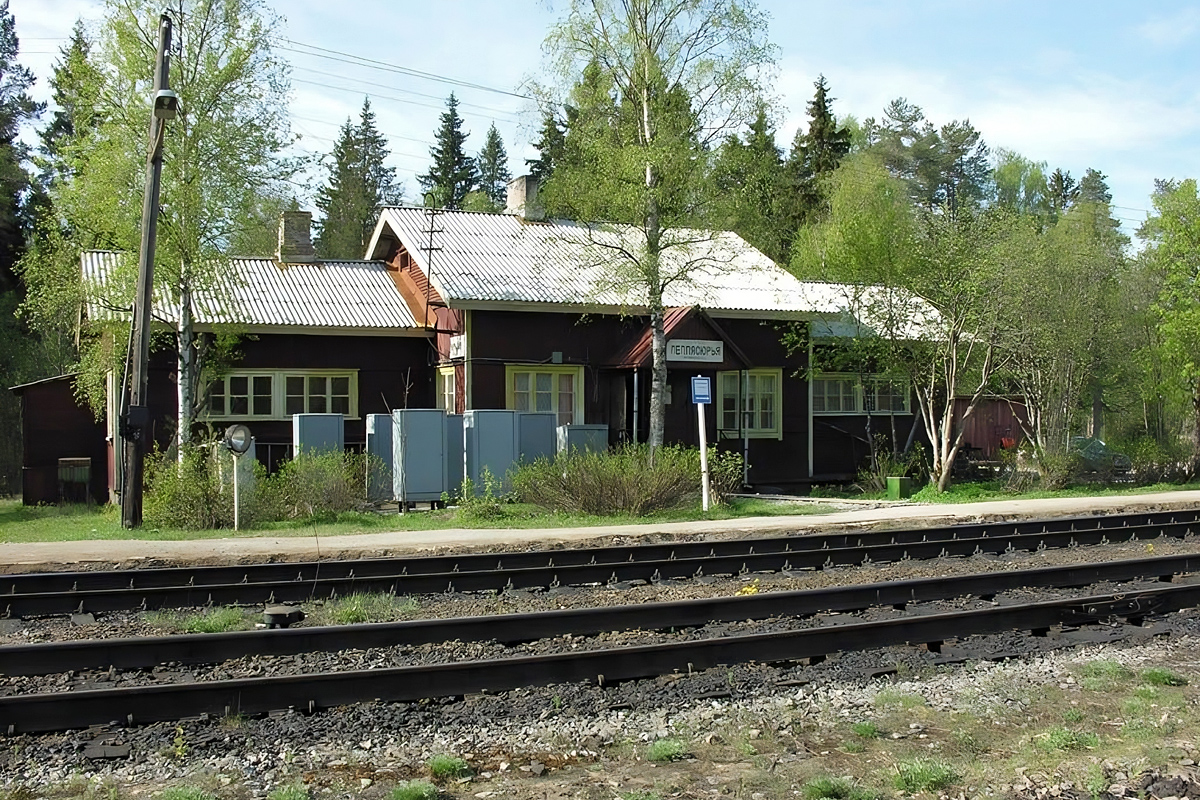 Oktobarska željeznica — Stations & ways