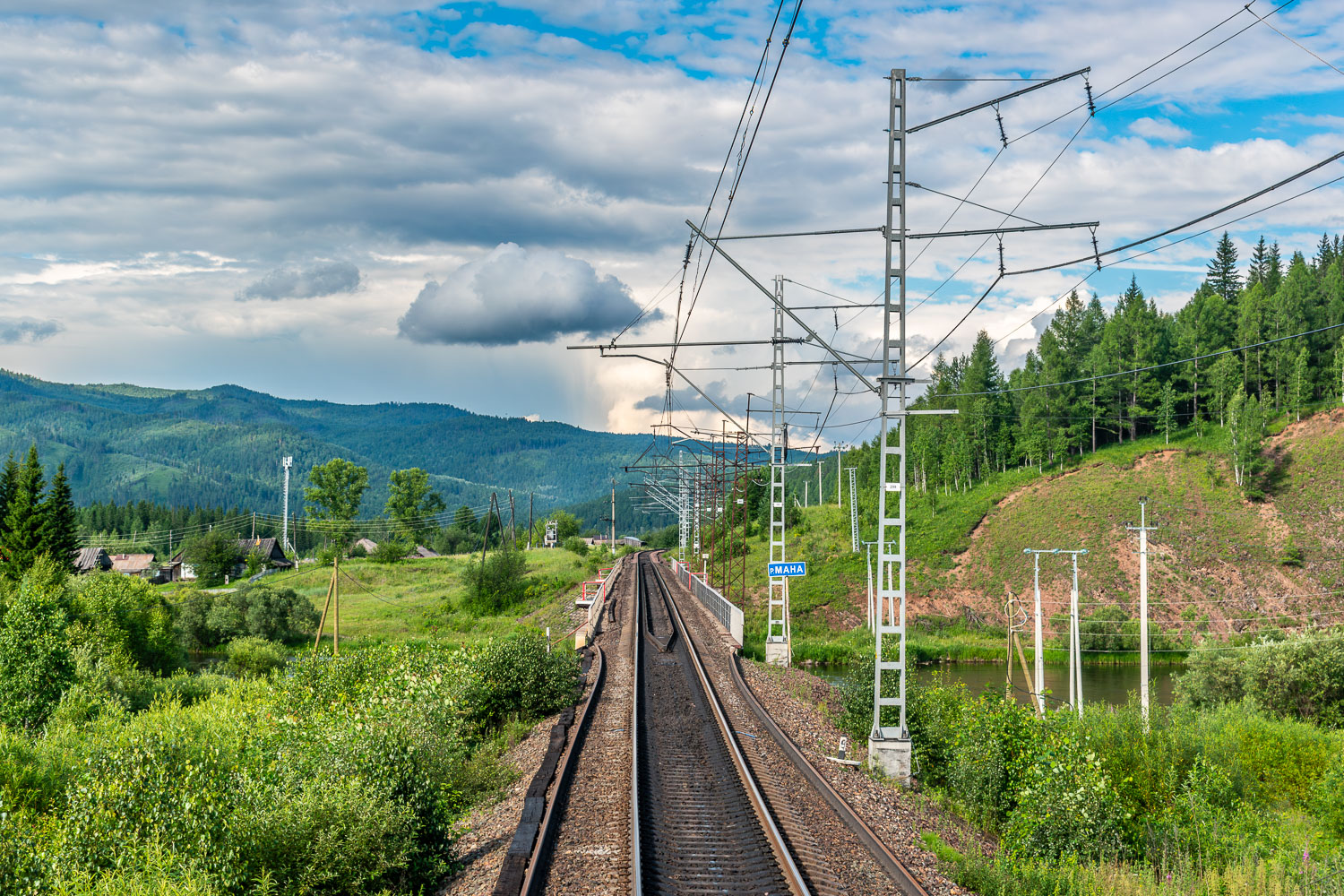 Krasnoyarsk Railway — Stations and lanes