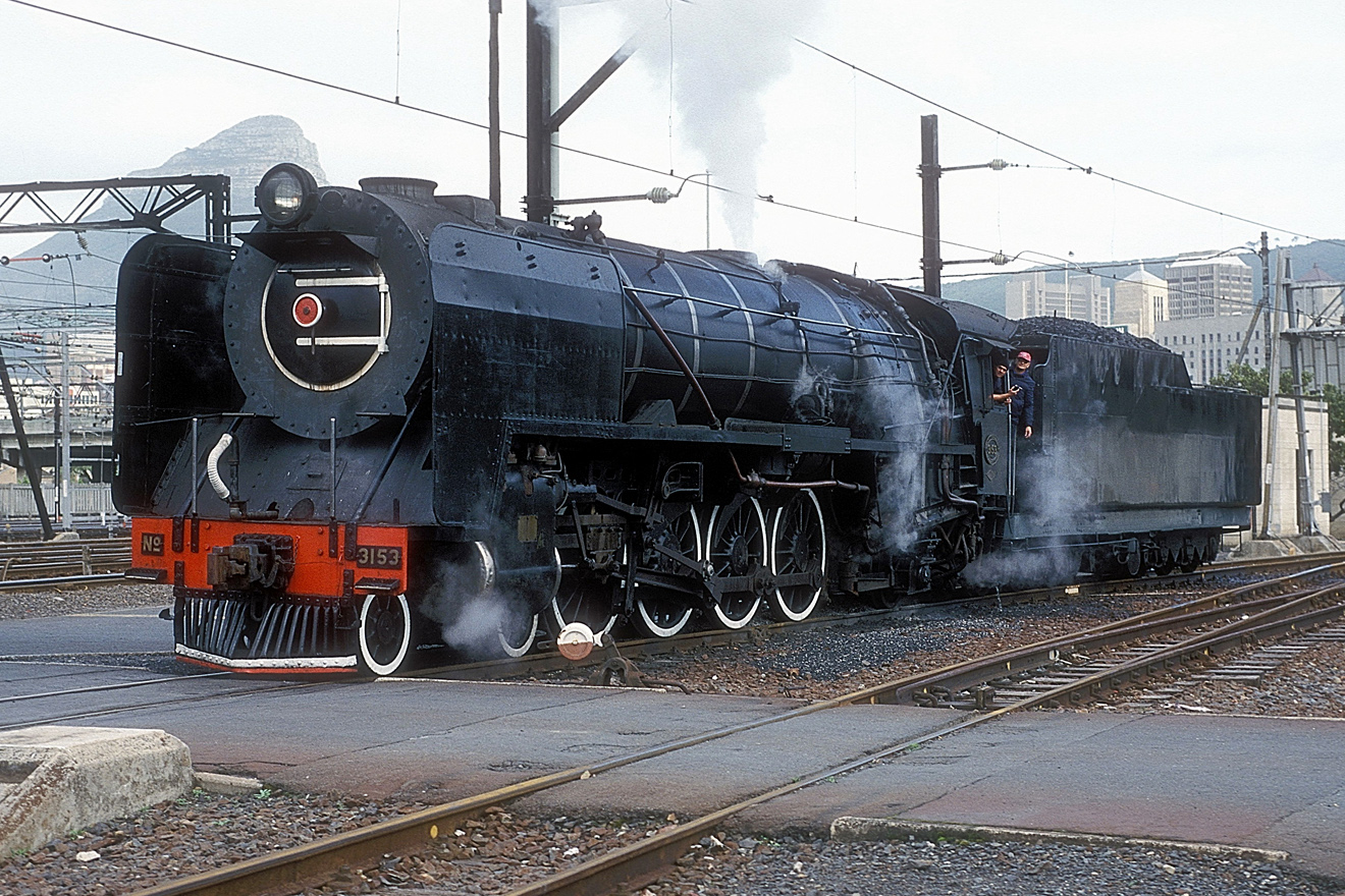 3153