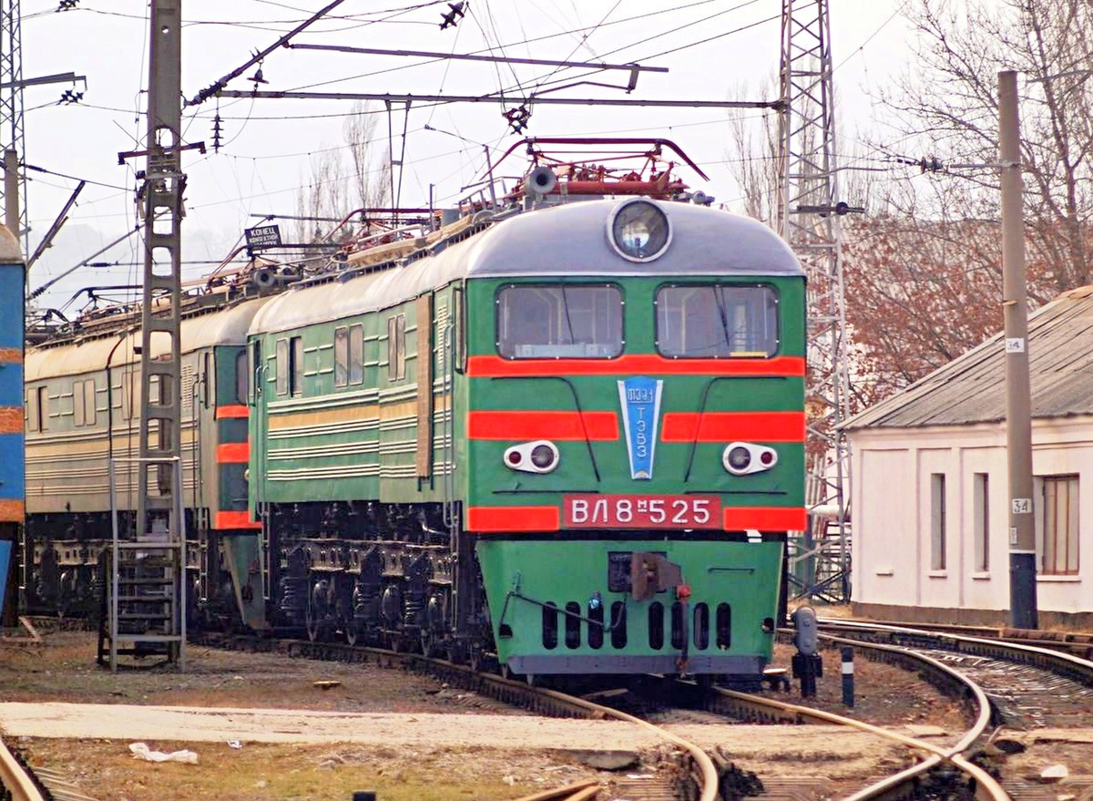 ВЛ8М-525