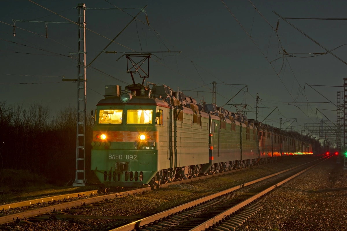 ВЛ80С-892