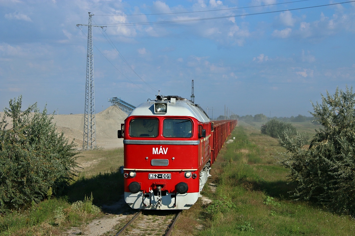 M62-001