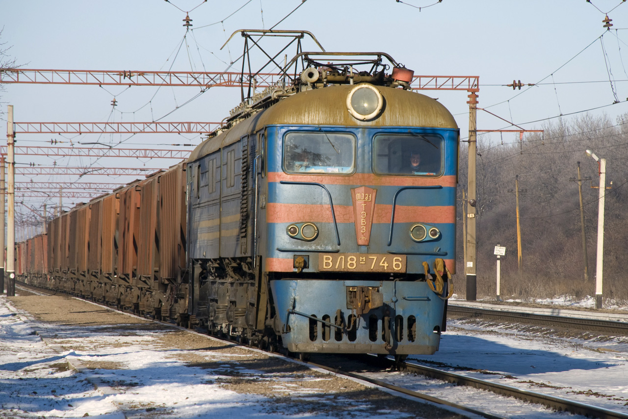 ВЛ8М-746