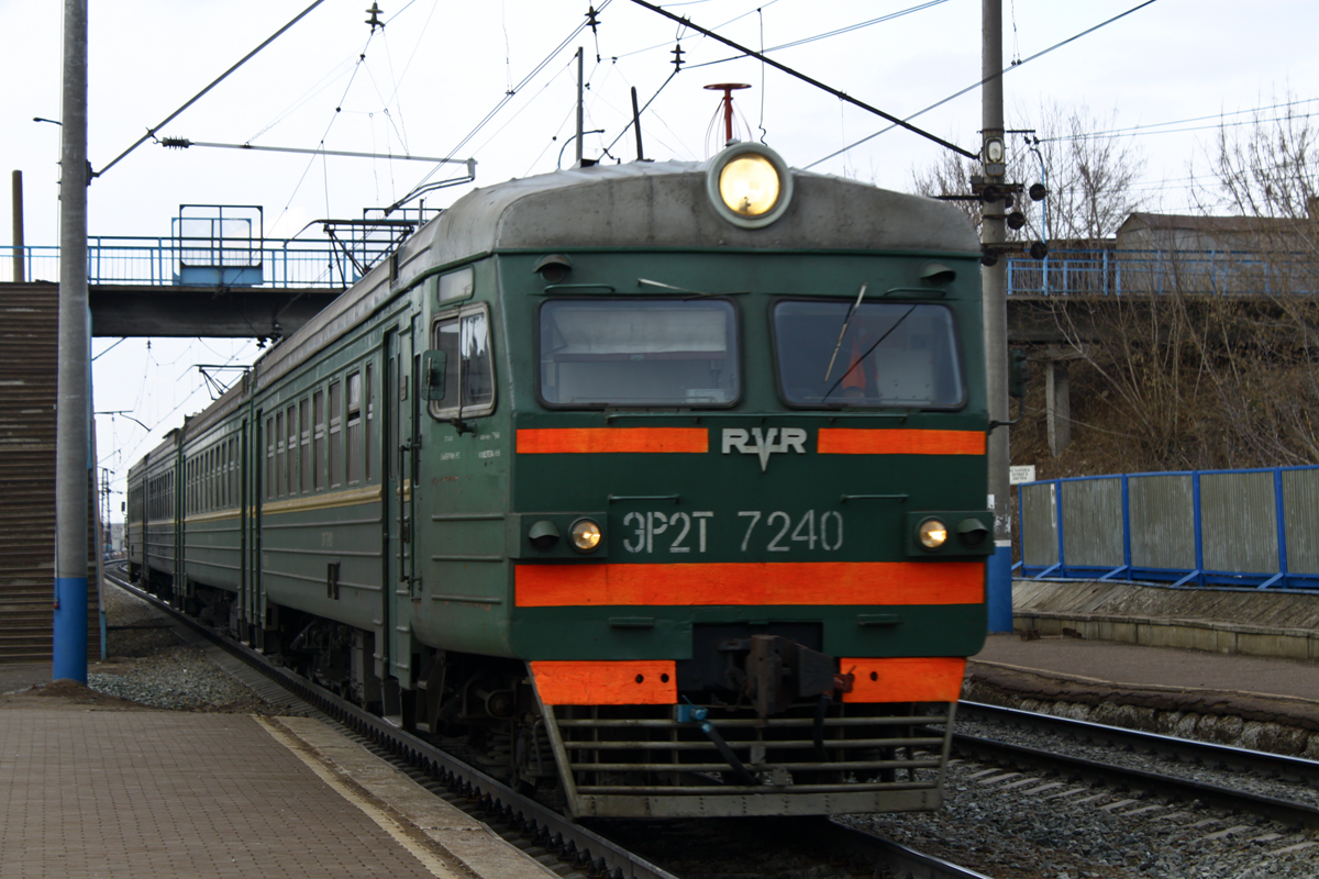 ЭР2Т-7240