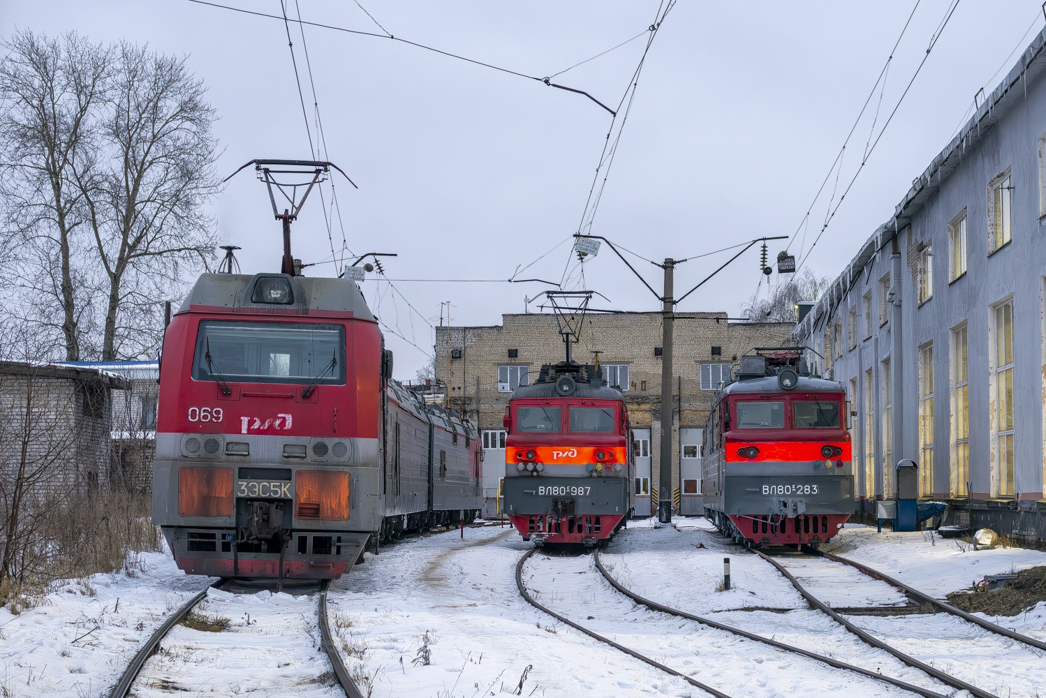 3ЭС5К-069; ВЛ80С-987; ВЛ80С-283