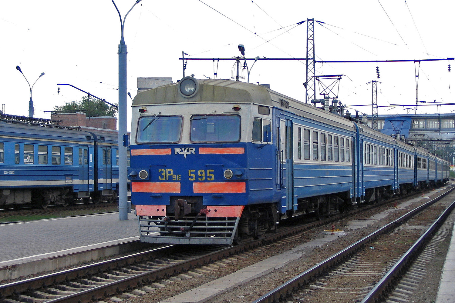 ЭР9Е-595