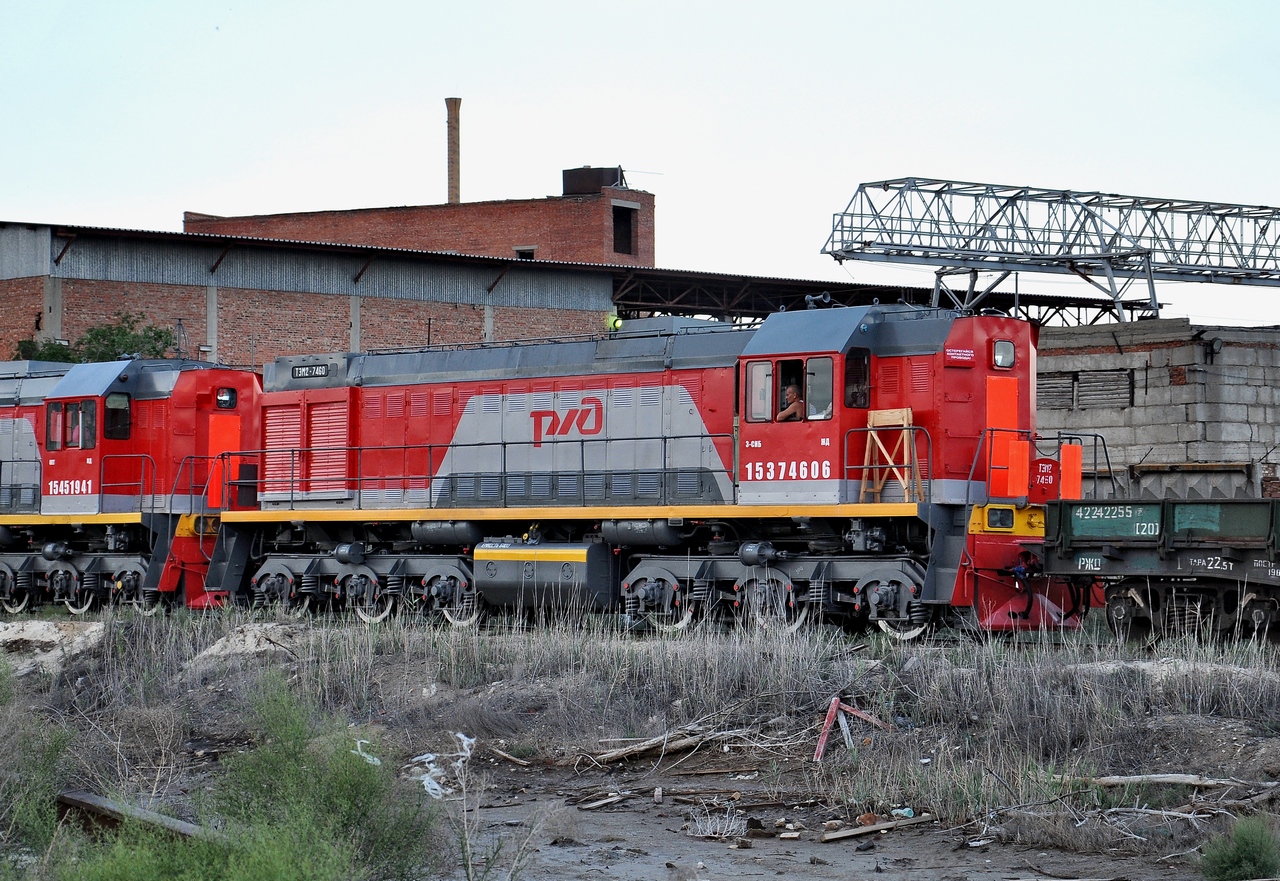 ТЭМ2-7460