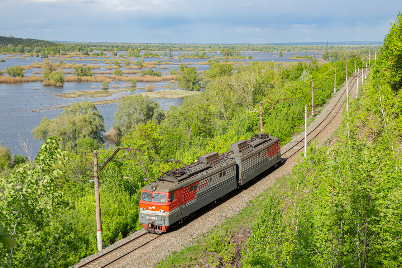 ВЛ10У-198