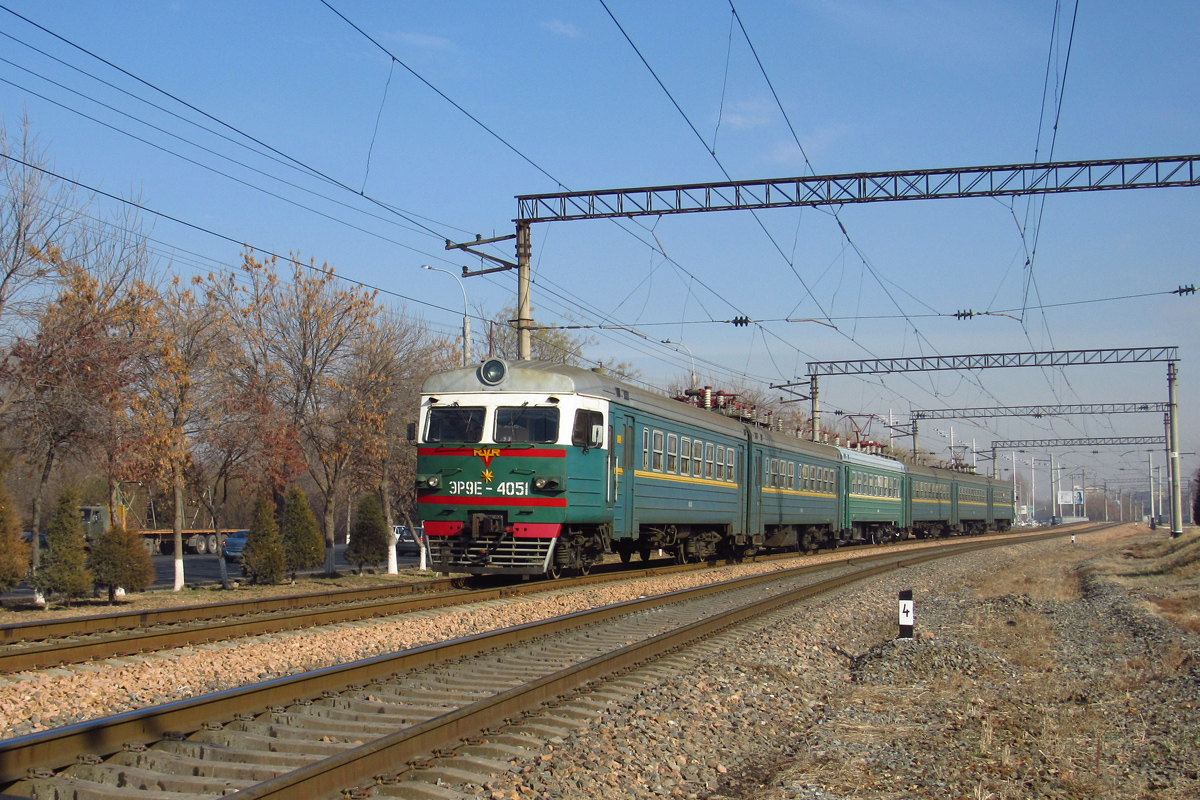 ЭР9Е-4051