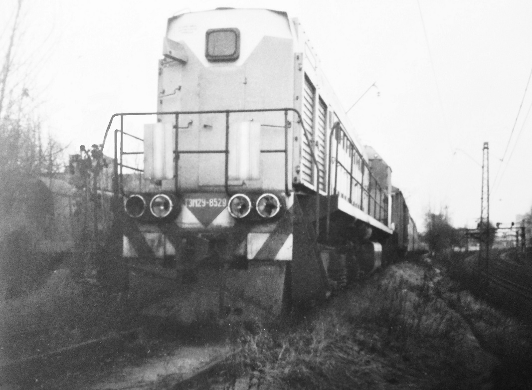 ТЭМ2У-8529