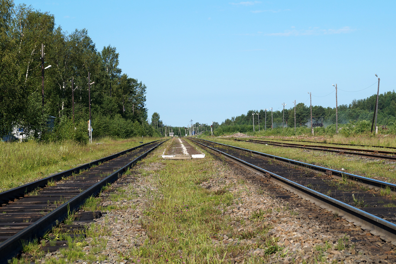 Oktobarska željeznica — Stations & ways