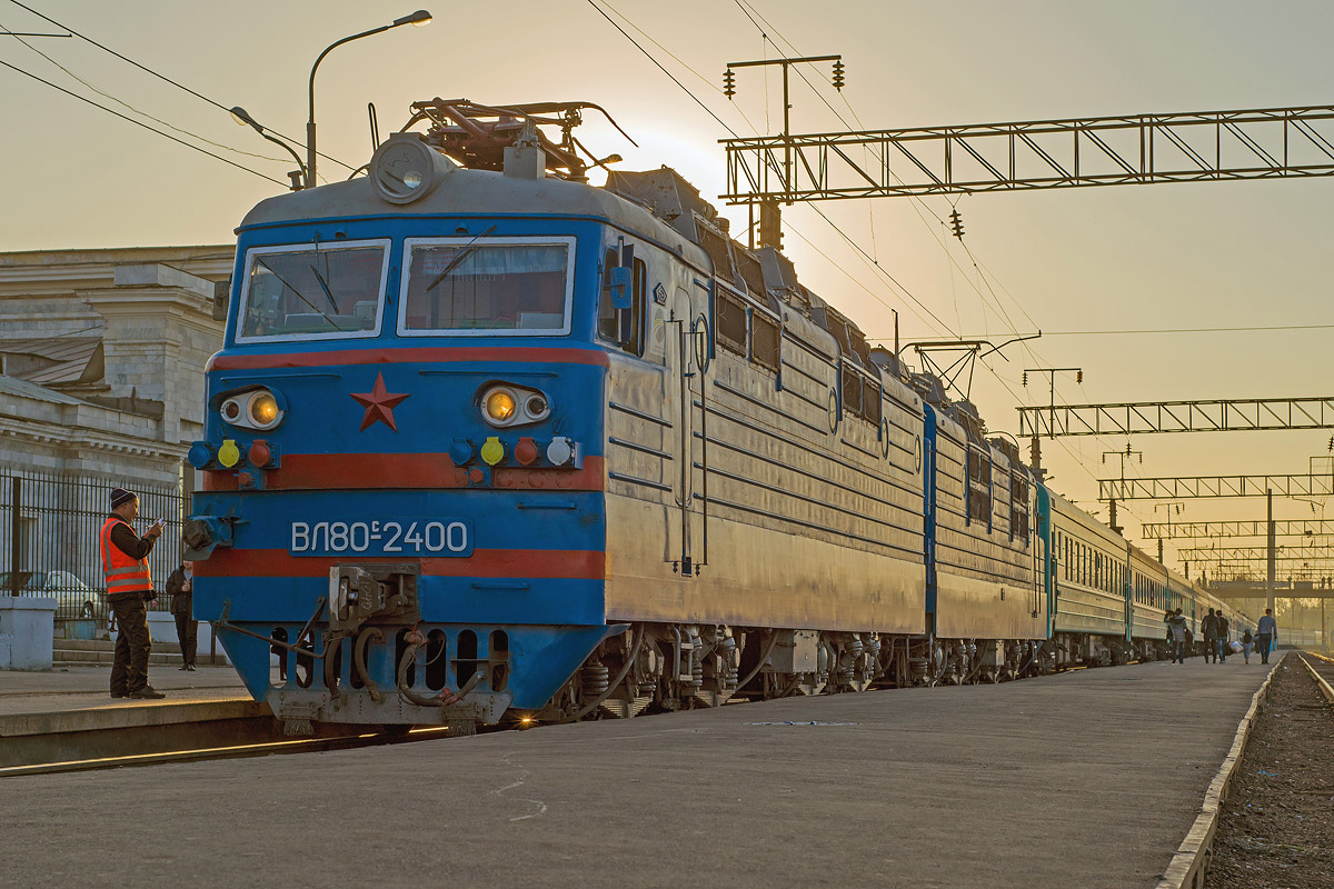 ВЛ80С-2400