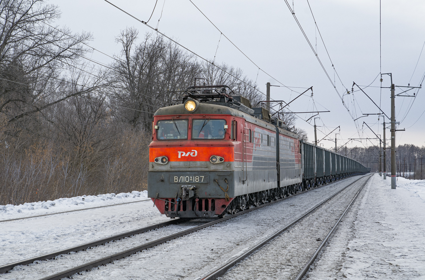 ВЛ10У-187