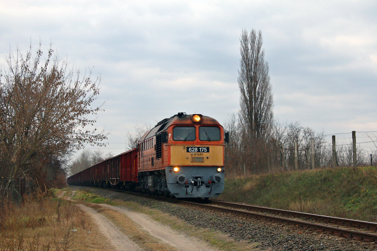 628 175