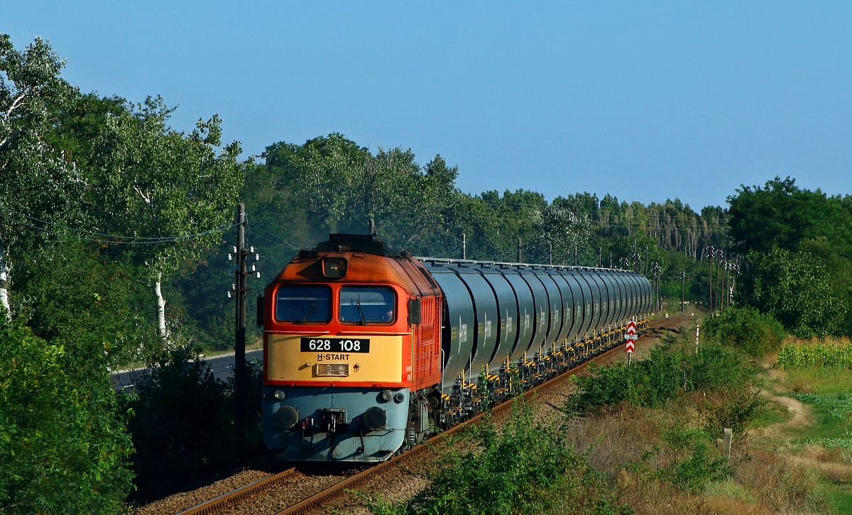 628 108