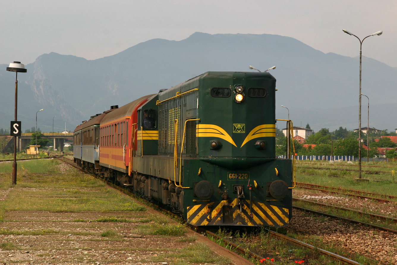661-220