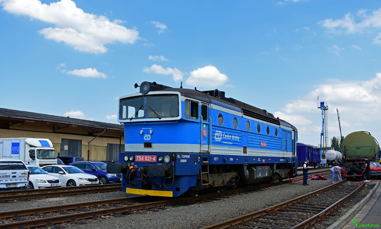754 021-4