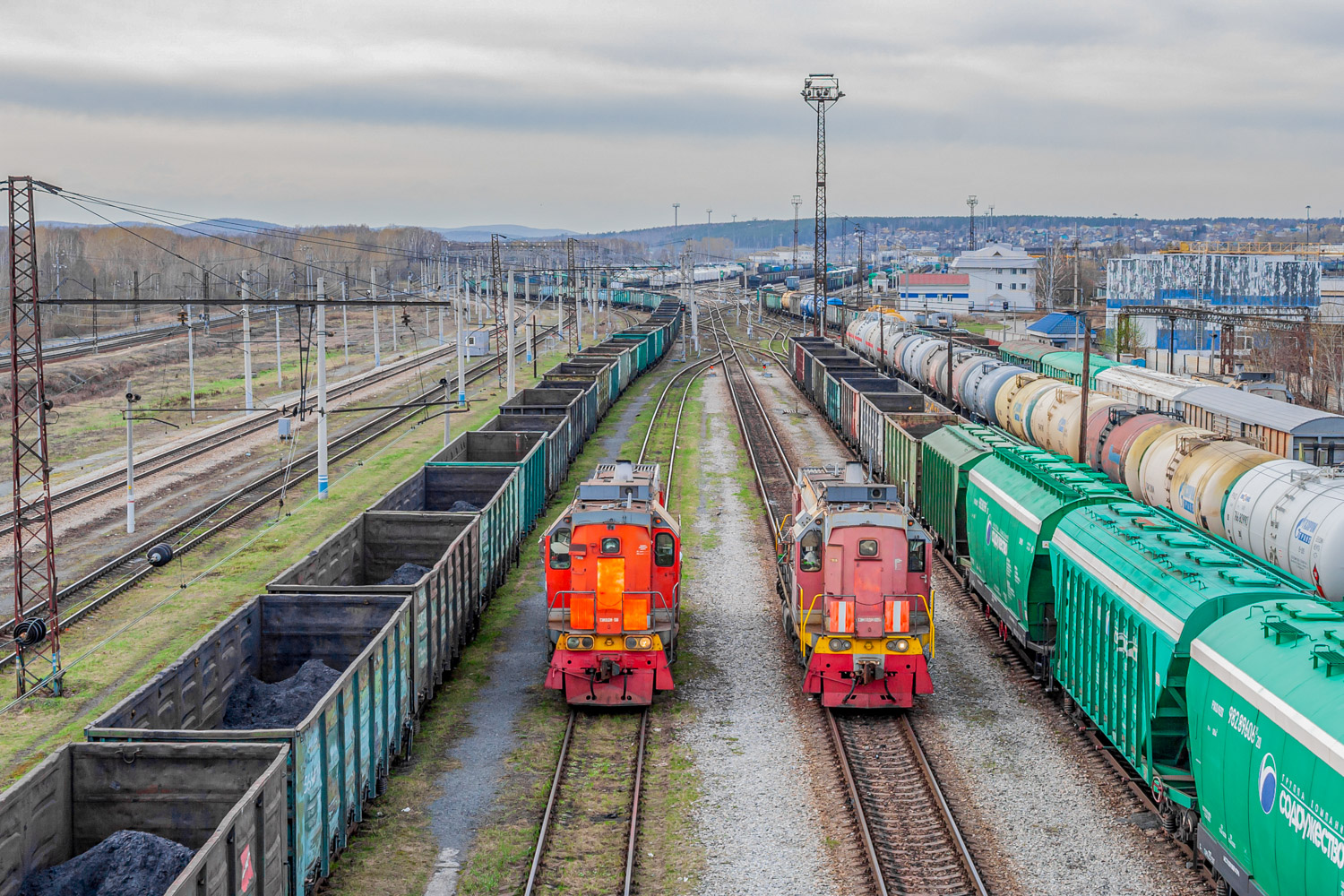 ТЭМ18ДМ-591; ТЭМ18ДМ-1095