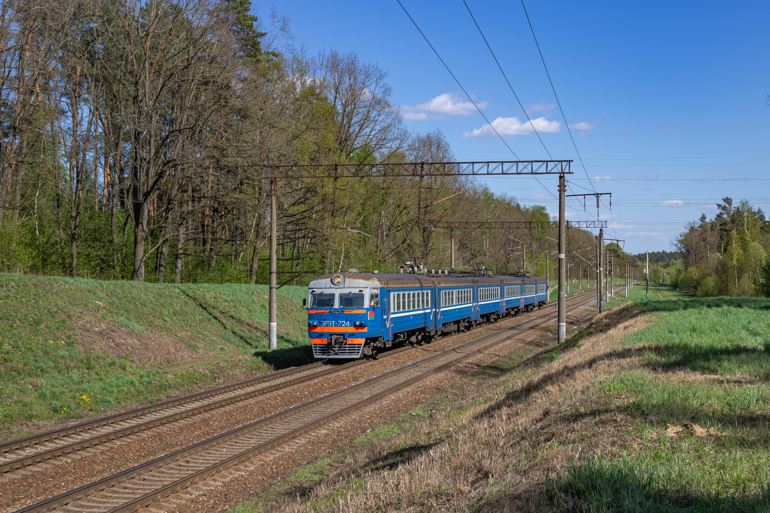 ЭР9Т-724