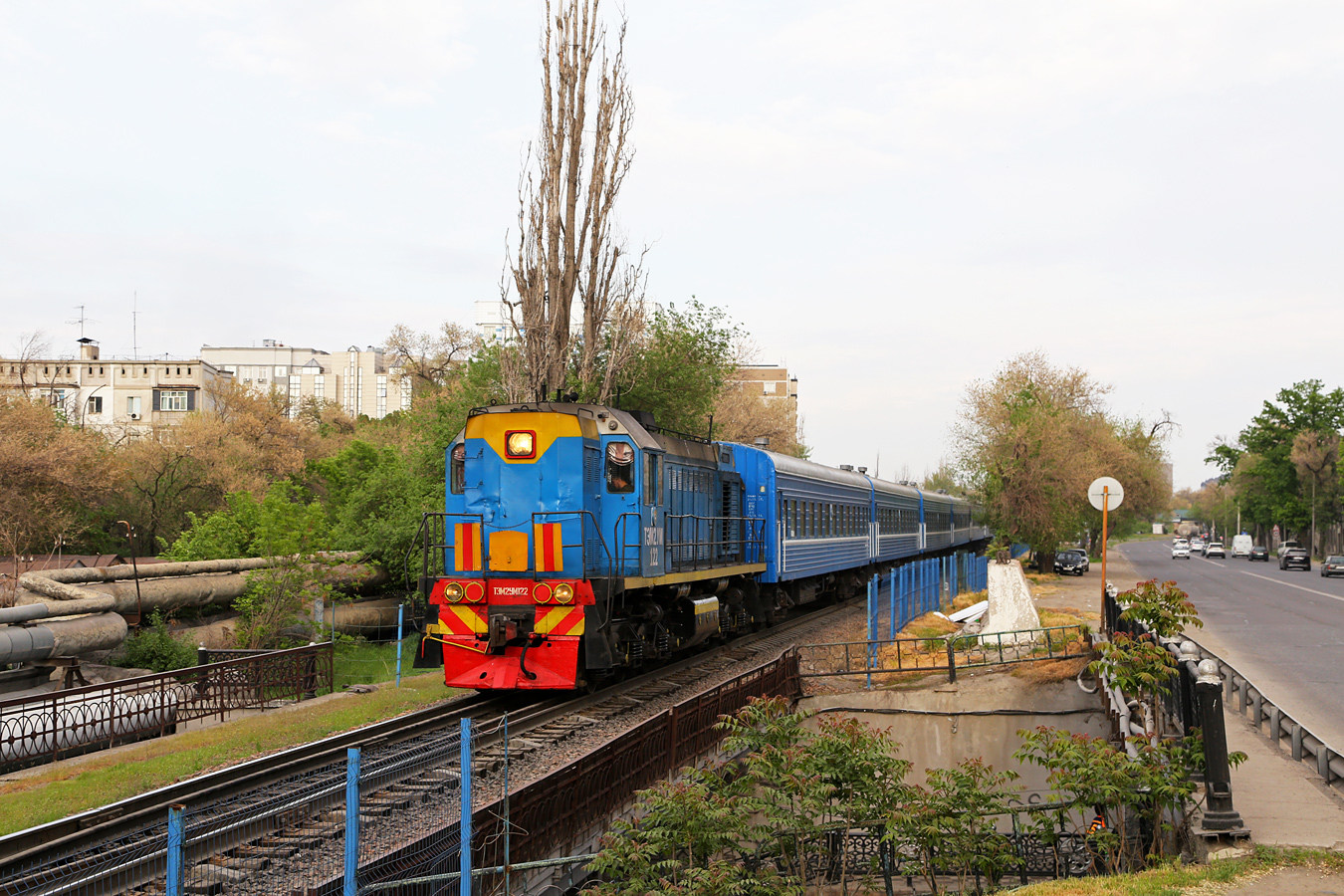 ТЭМ2УМ-122