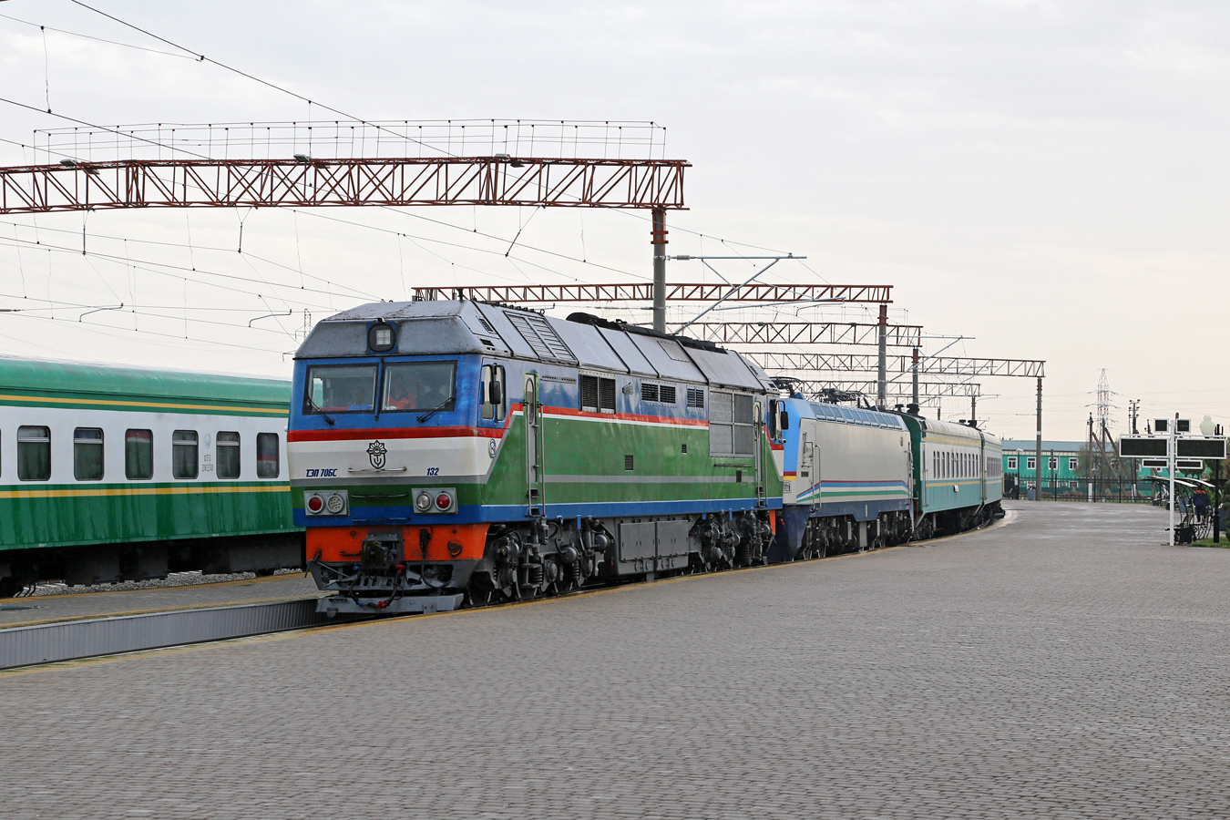 ТЭП70БС-132