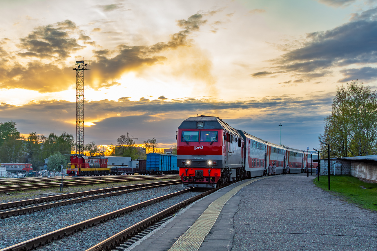 ТЭП70БС-241