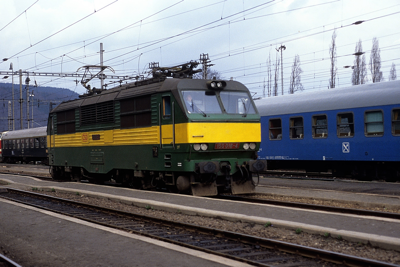 150 016-4