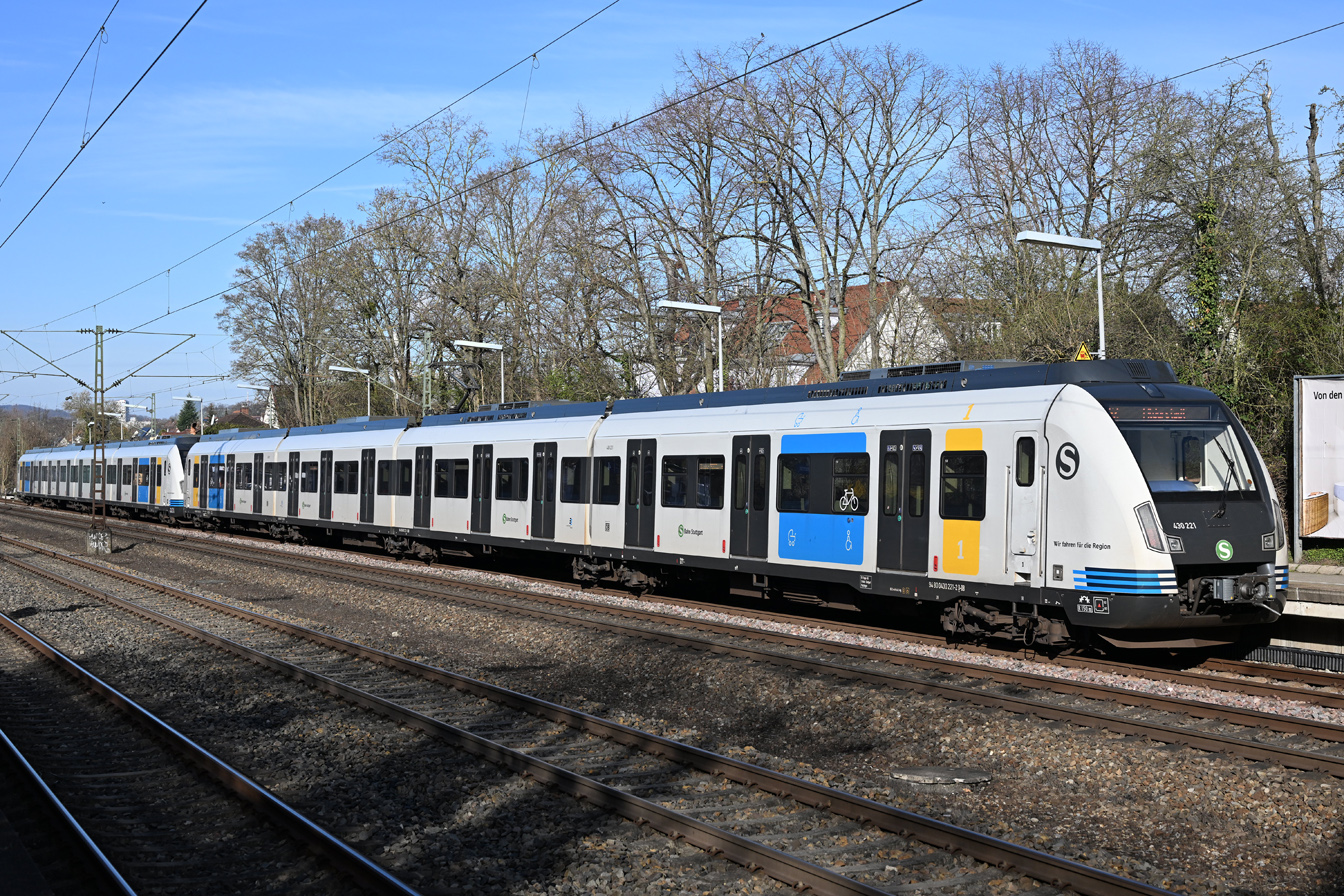 430 221