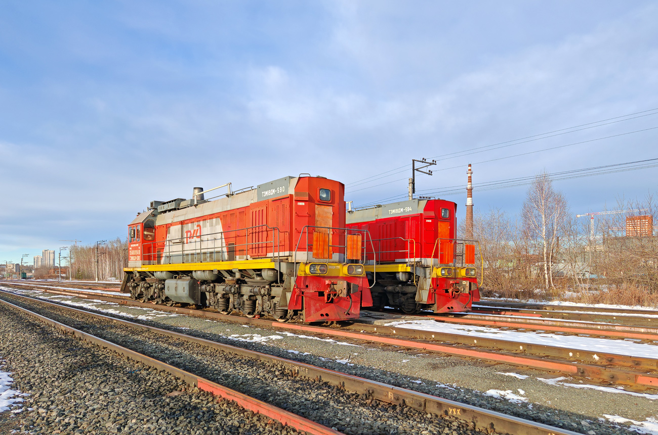 ТЭМ18ДМ-590