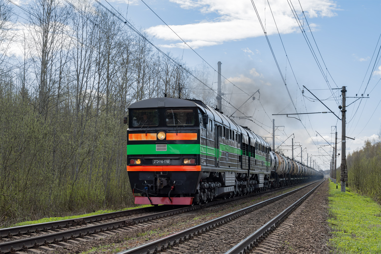 2ТЭ116-1700
