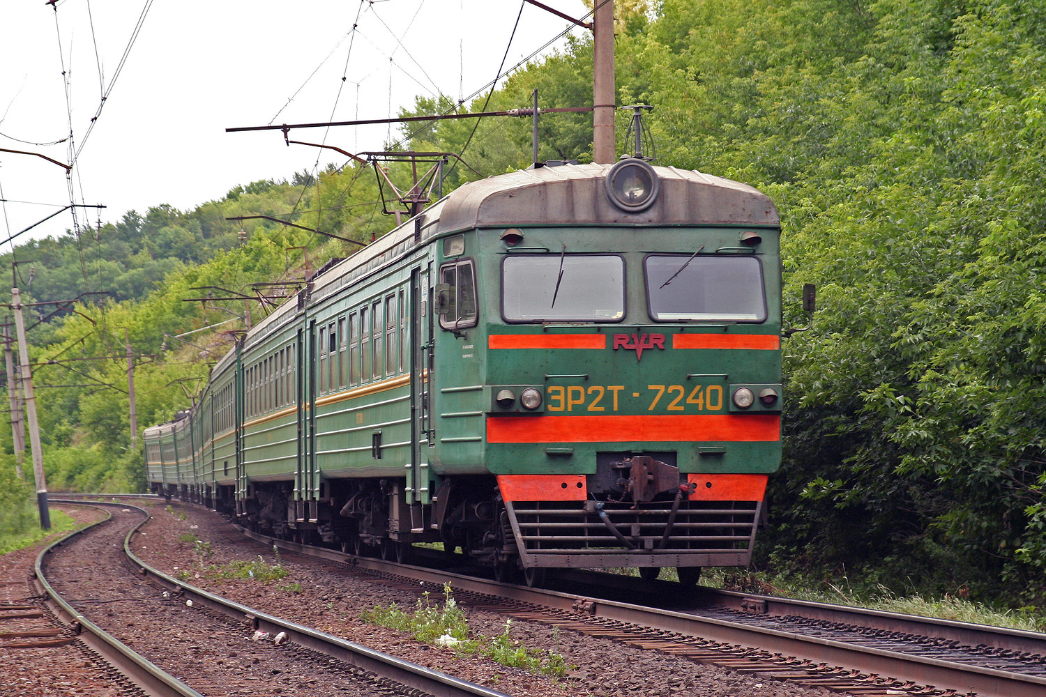 ЭР2Т-7240