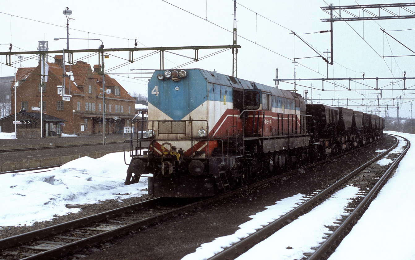 T46 4
