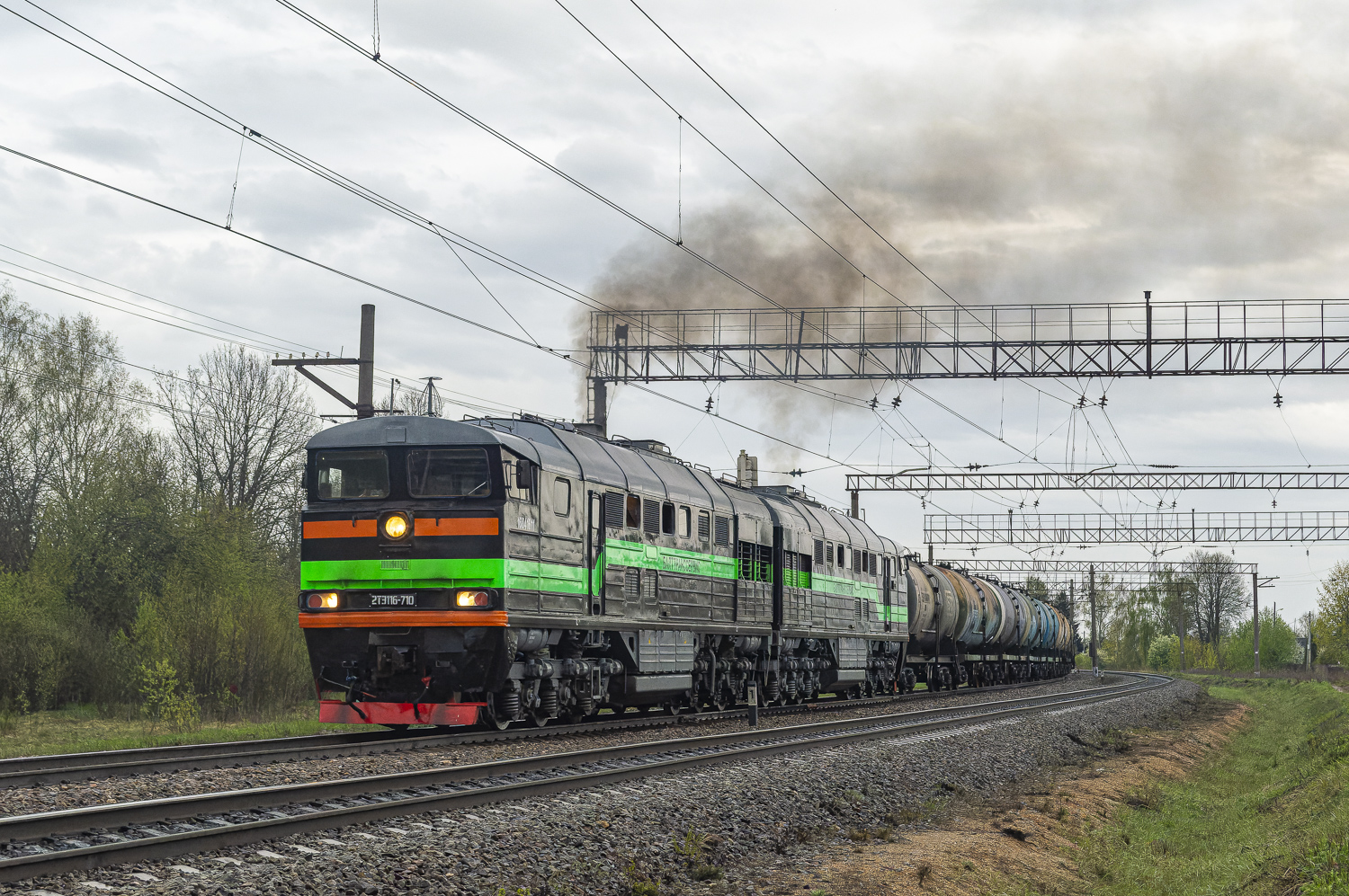 2ТЭ116-710