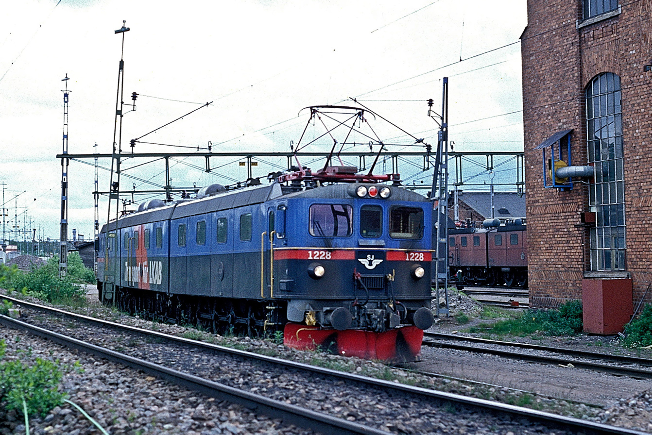 Dm3 1228