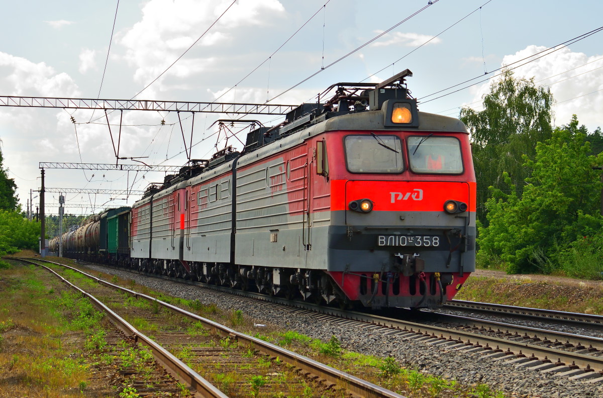 ВЛ10УК-358