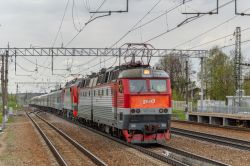 ЧС7-019 (Moscow Railway); ЭП2К-402 (Moscow Railway)
