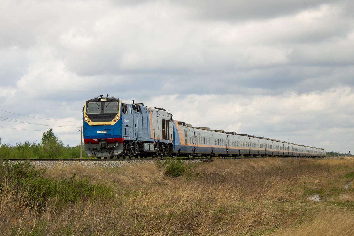 ТЭП33А-0021