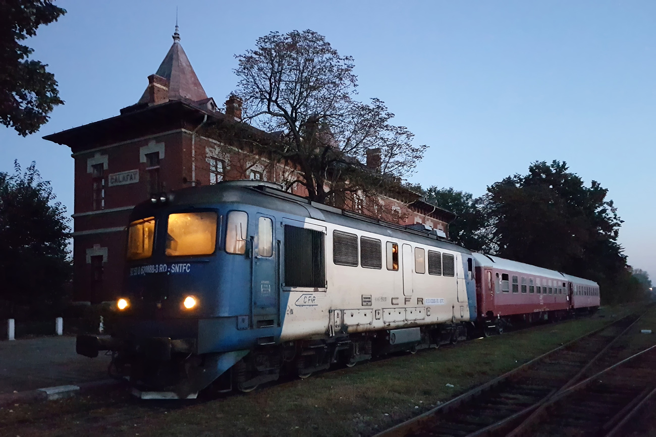 62 0888